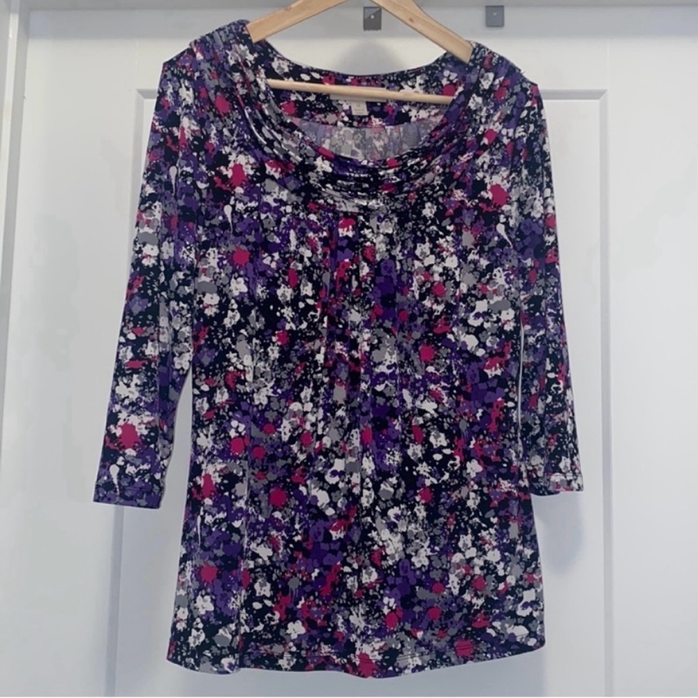 🩷💜 Pink, Purple, Black, Gray, & White LAURA ASHLEY 3/4
Sleeve Top - Size Medium